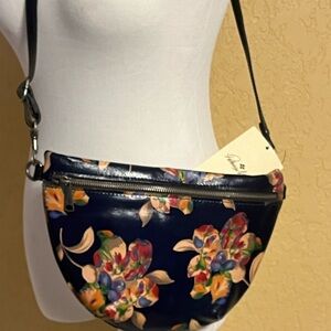 Patricia Nash Balluri Florence  Tooled Full Grain Leather Brand New